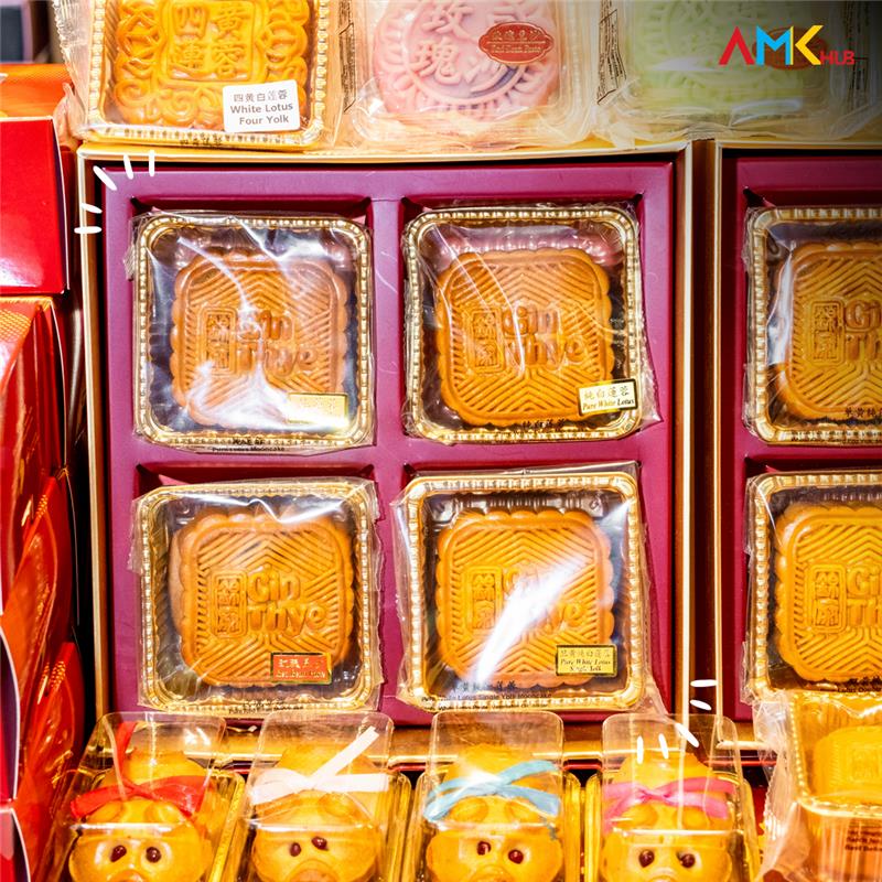 Festive mooncakes and lanterns at the Mid-Autumn Fair